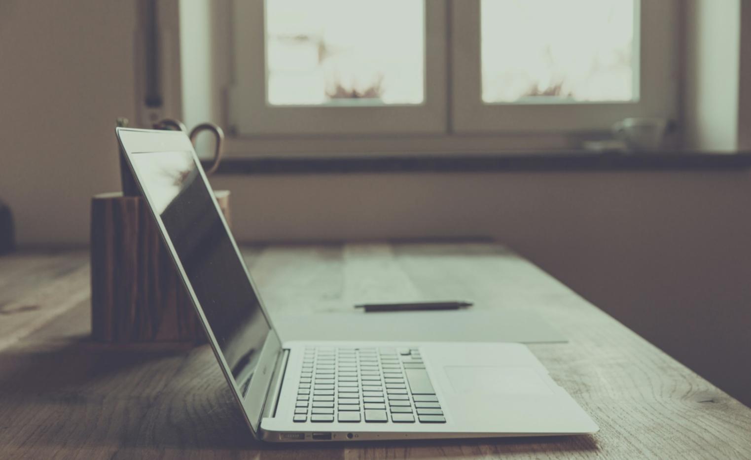 Interaktive Kursumgebung mit praktischen VR- und KI-Projekten